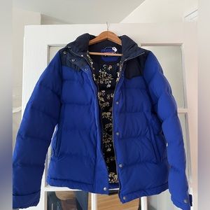 Large Women’s Patagonia Bivy Down Jacket with rare mushroom pattern lining